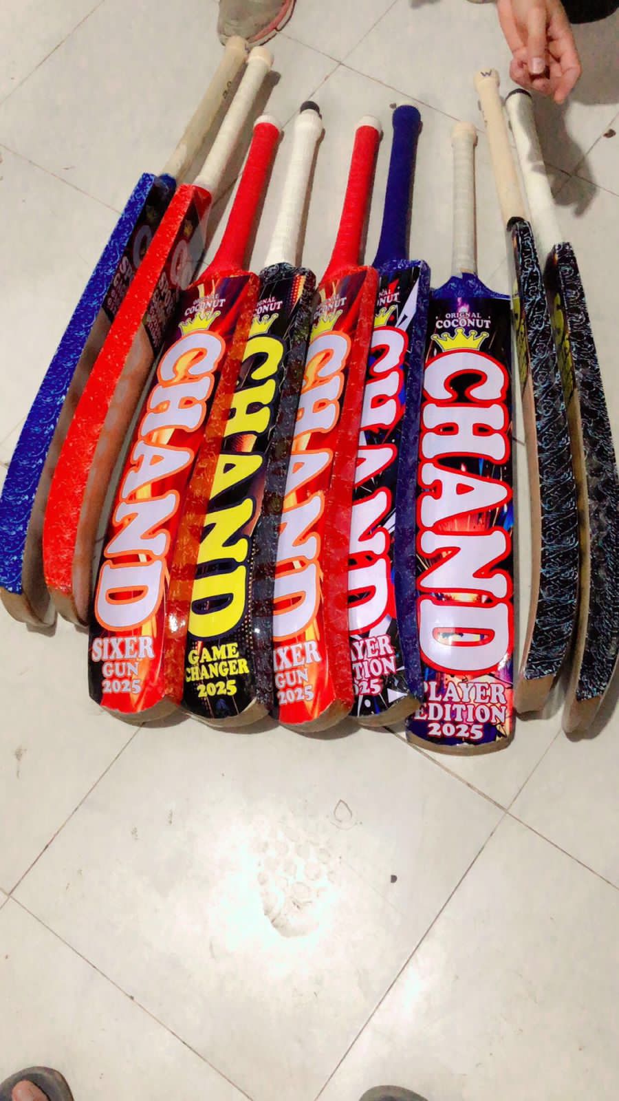 Premium Sri Lankan Coconut Wood Tape Ball Bat – Player Edition